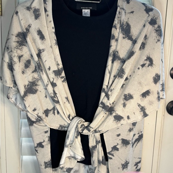 Jones New York Sweaters - Jones New York XL Black Ribbed Top and sweater bundle of 2 tie up‎ boxy fit